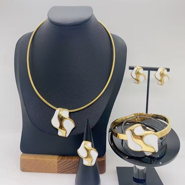 Wholesale Stainless Steel Necklaces